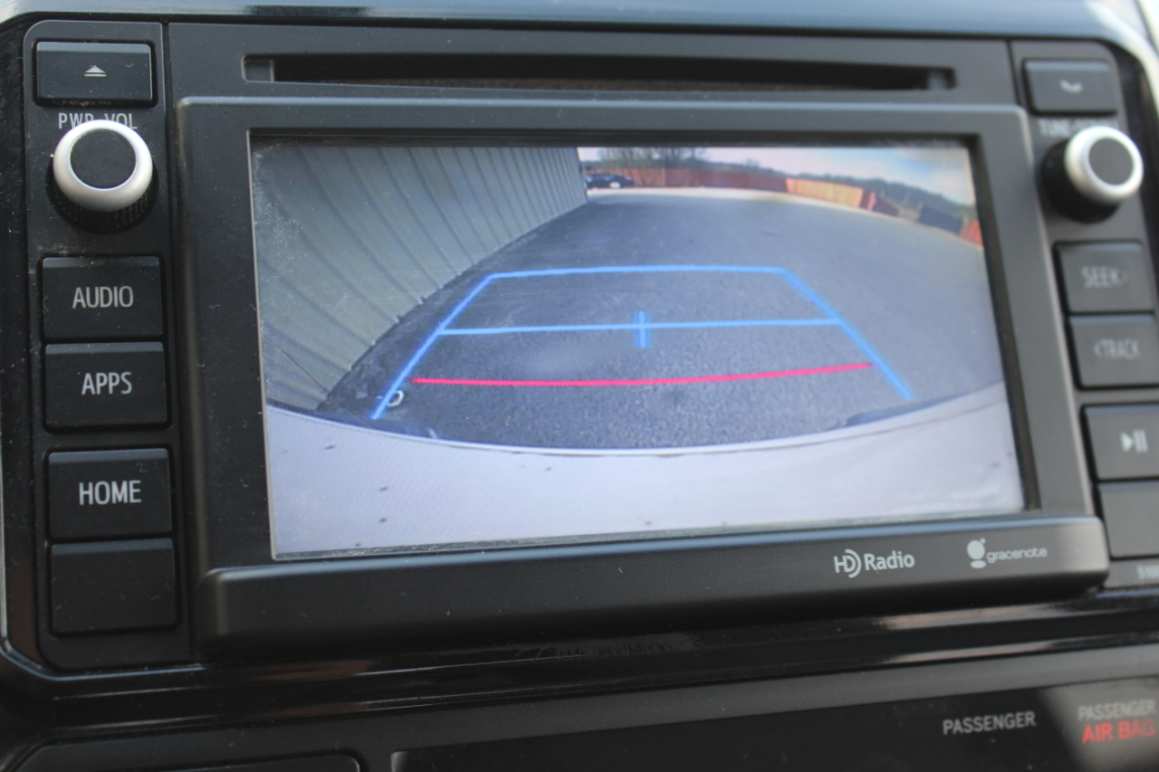 Toyota Tacoma PreRunner Double Cab I4 4AT 2WD 2015