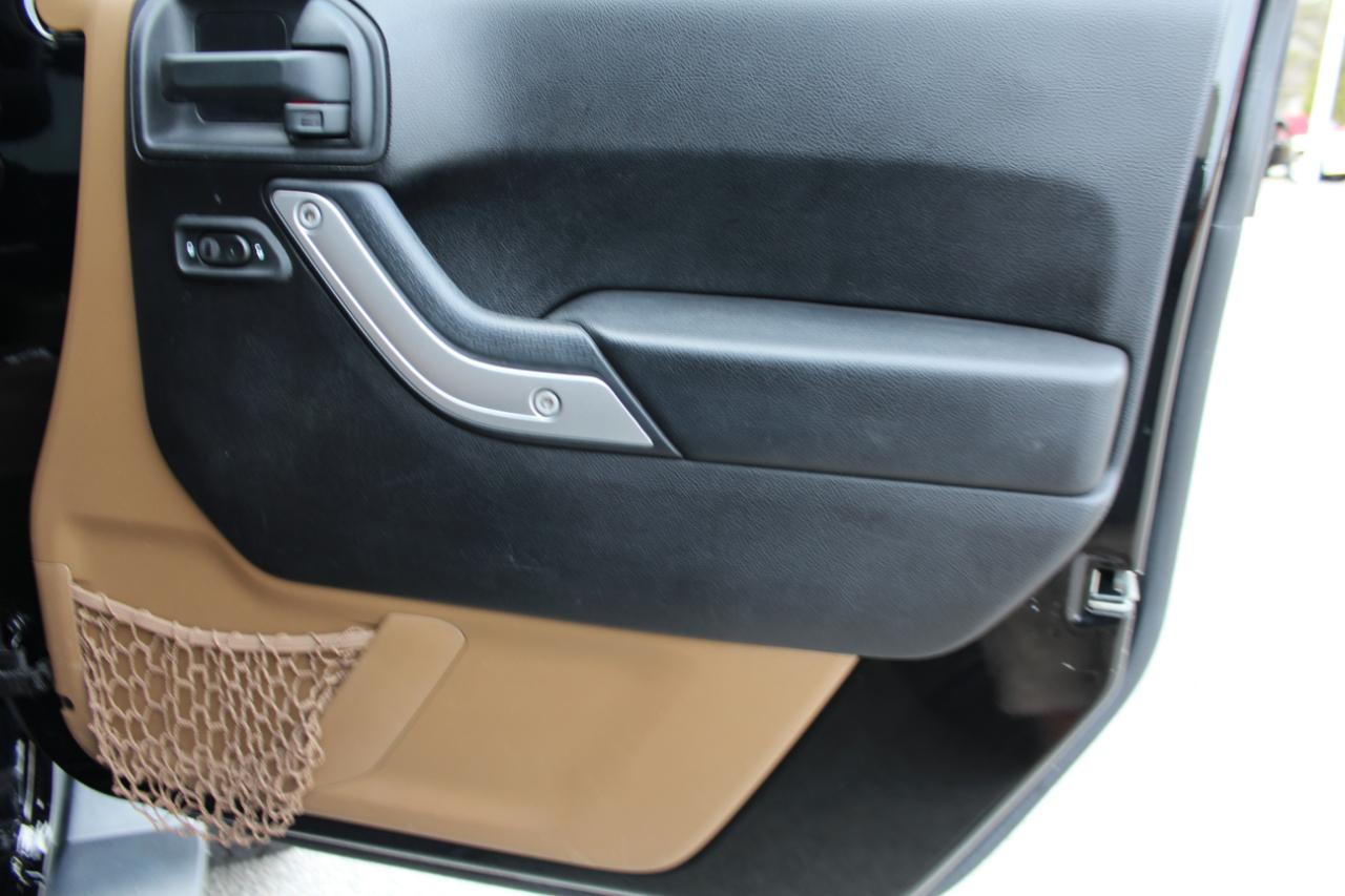 Jeep Wrangler Unlimited Sahara 4WD 2016