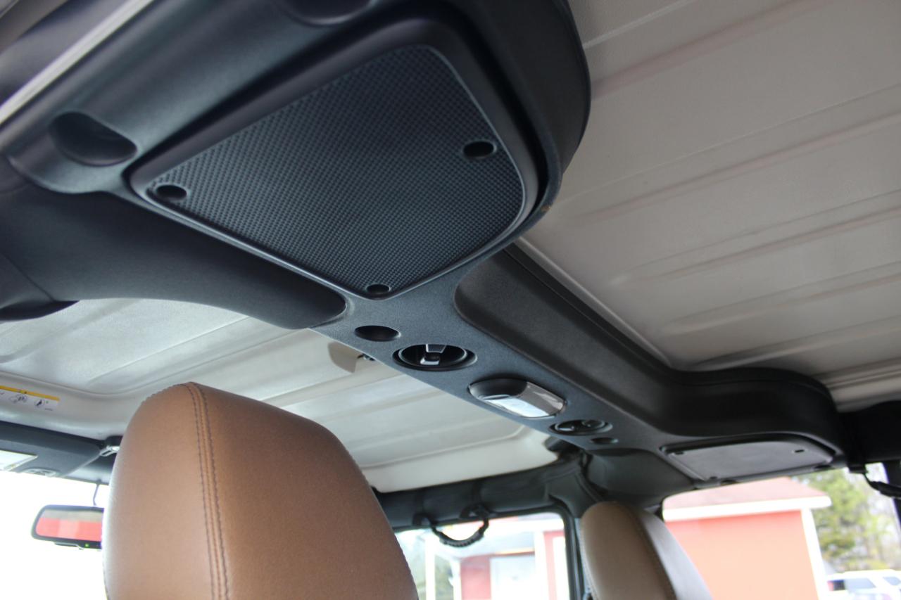 Jeep Wrangler Unlimited Sahara 4WD 2016