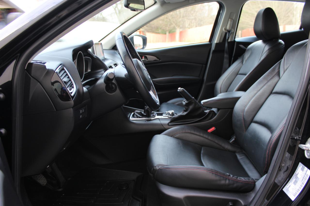 Mazda MAZDA3 i SE MT 5-Door 2016