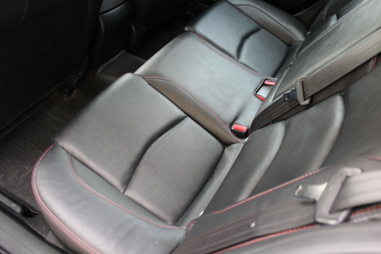 Mazda MAZDA3 i SE MT 5-Door 2016