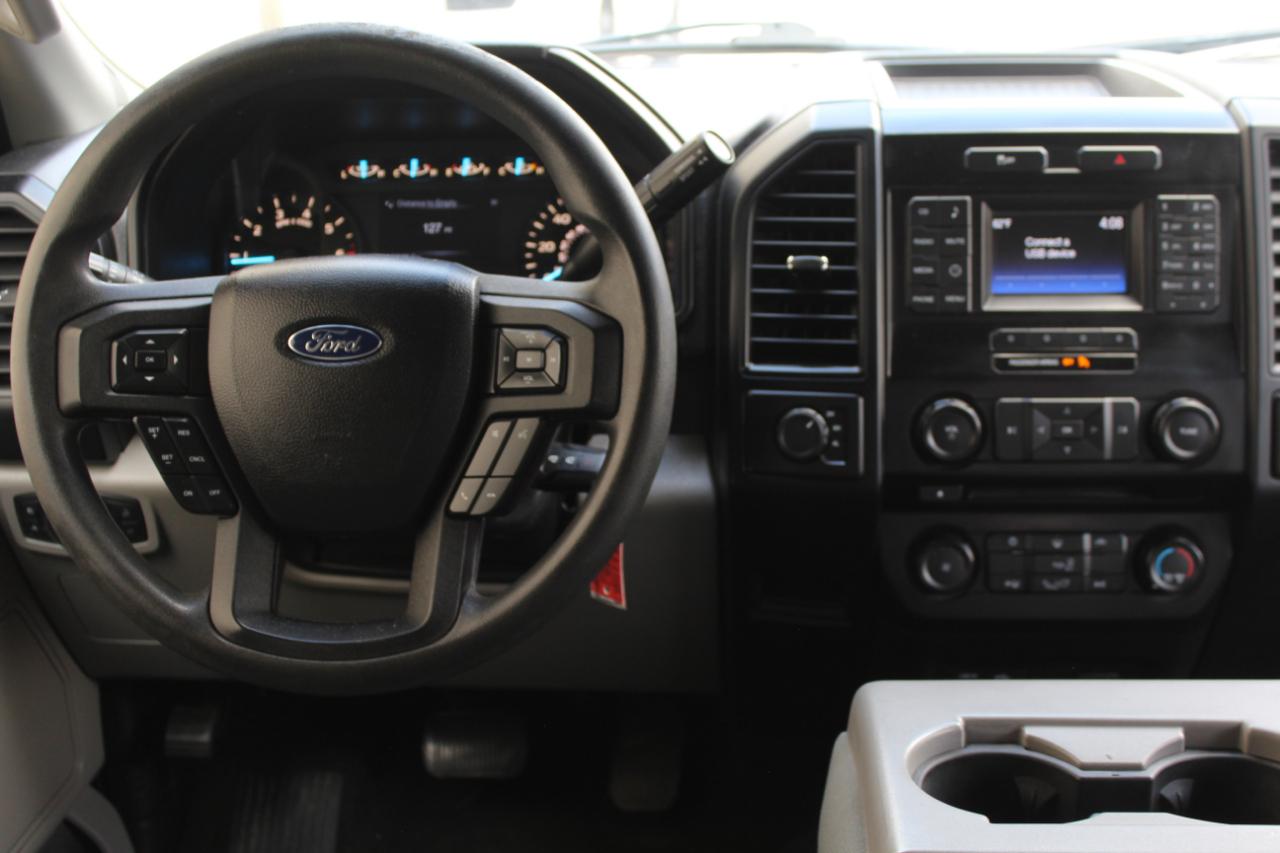 Ford F-150 XL SuperCrew 5.5-ft. Bed 4WD 2015