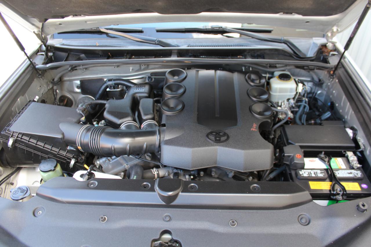 Toyota 4Runner Limited 2WD V6 2011