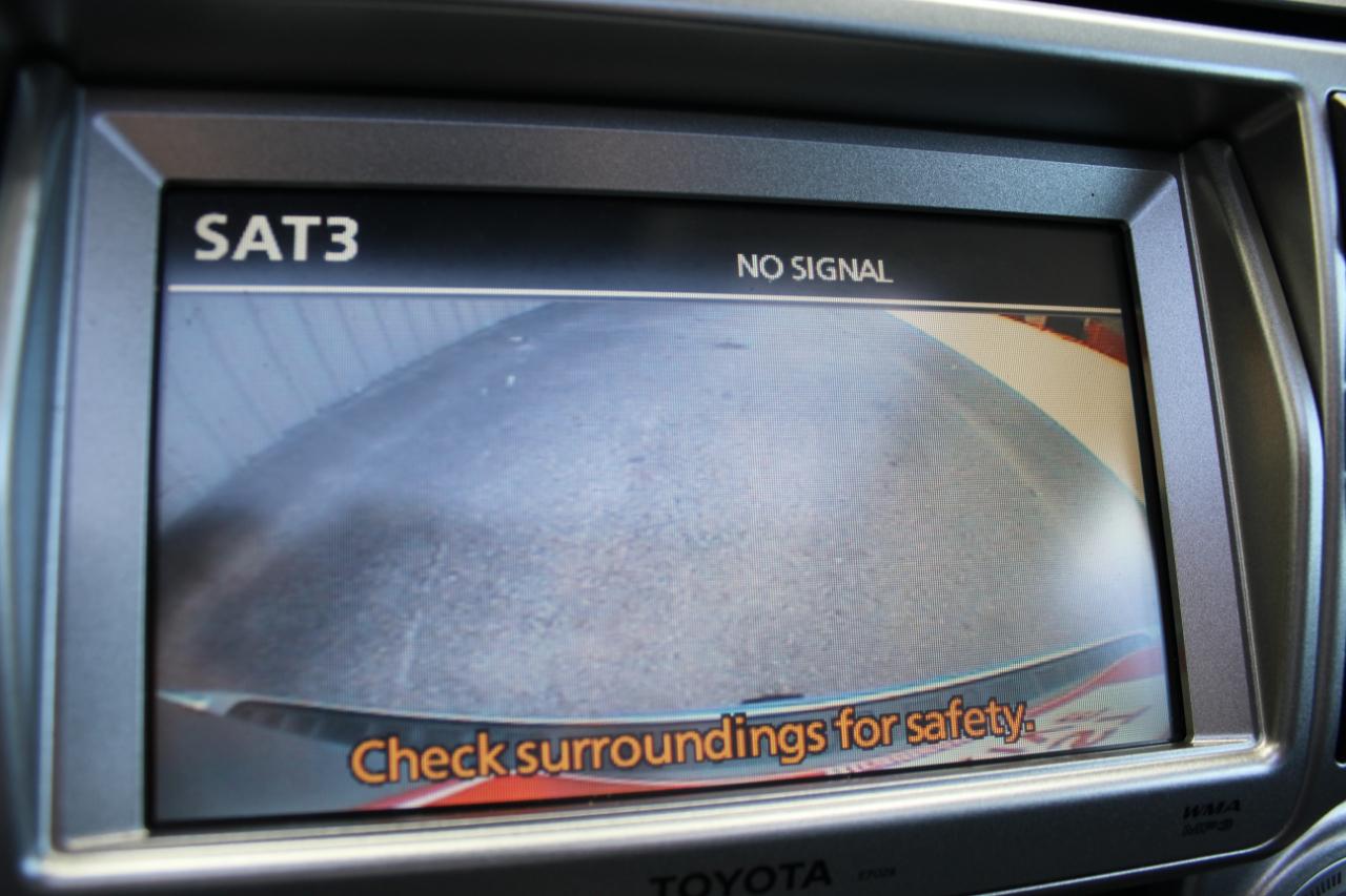 Toyota 4Runner Limited 2WD V6 2011