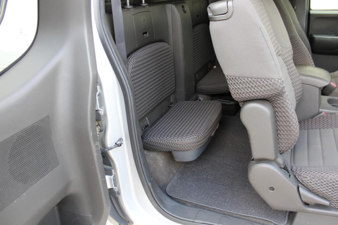 Nissan Frontier SV V6 King Cab 4WD 2012