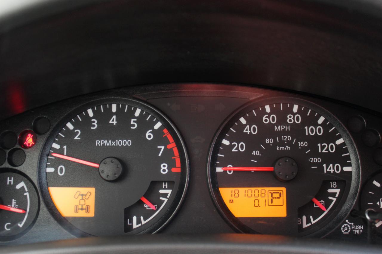 Nissan Frontier SV V6 King Cab 4WD 2012