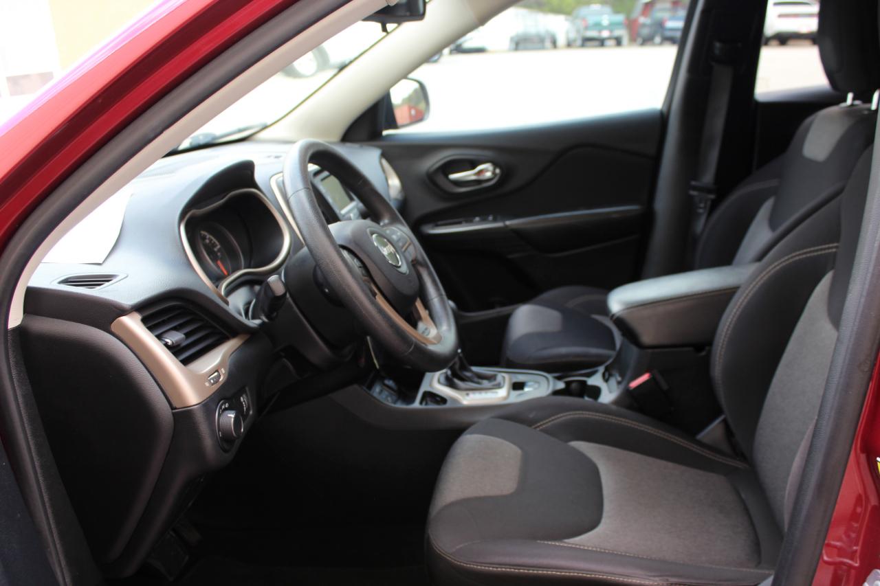 Jeep Cherokee Sport FWD 2016