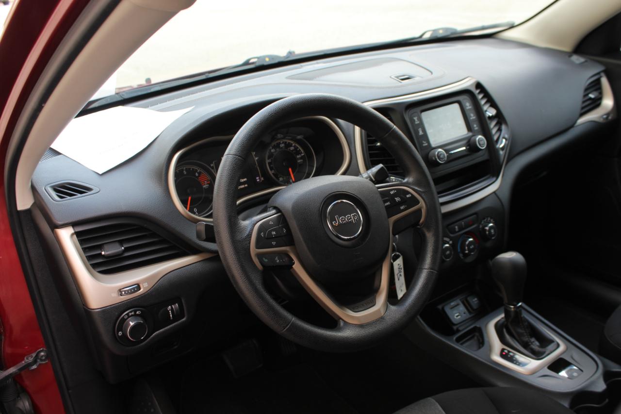 Jeep Cherokee Sport FWD 2016