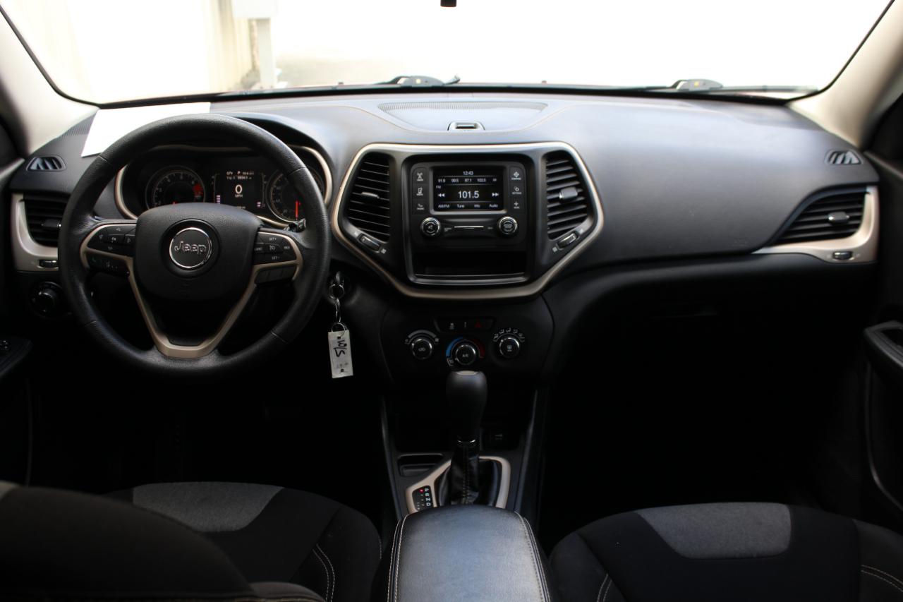 Jeep Cherokee Sport FWD 2016