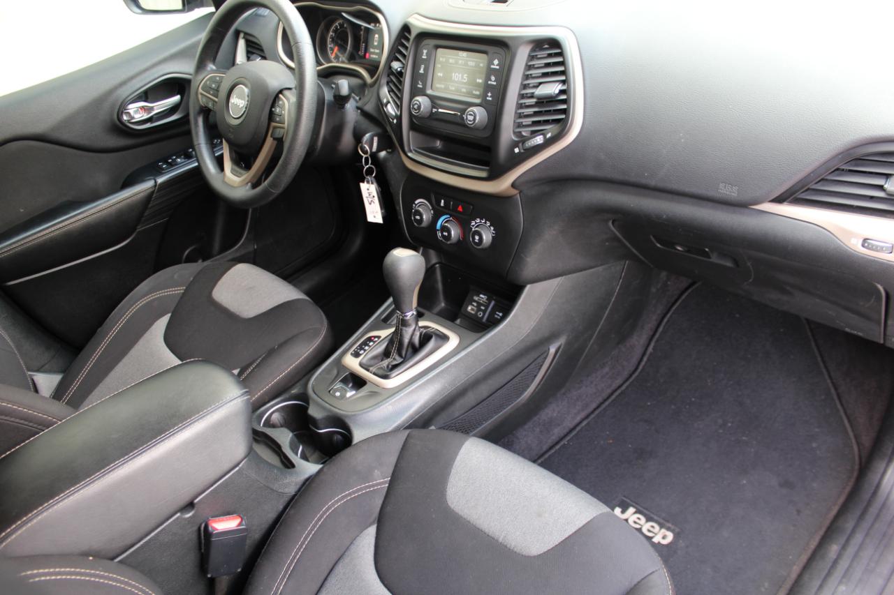 Jeep Cherokee Sport FWD 2016