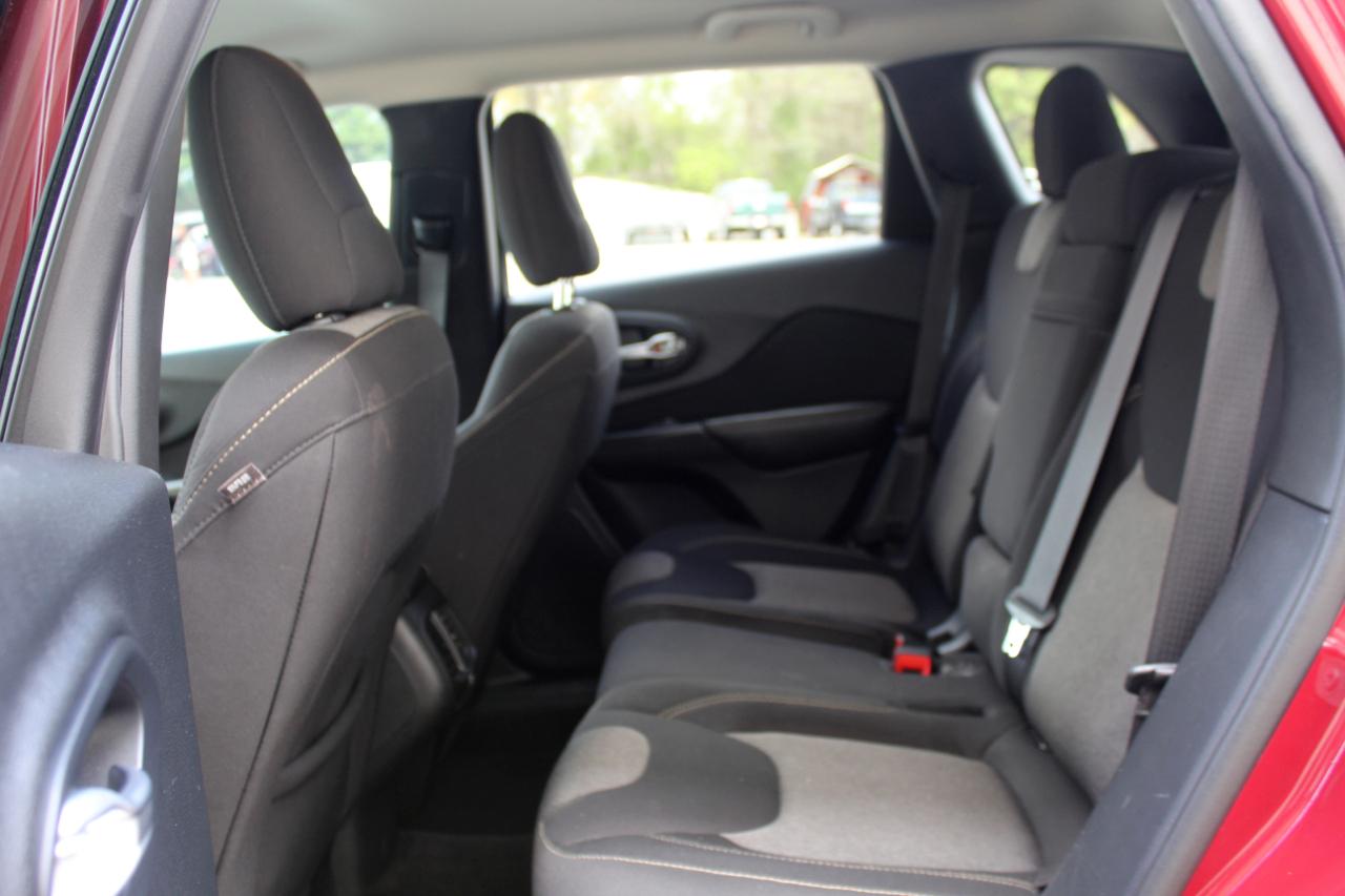 Jeep Cherokee Sport FWD 2016