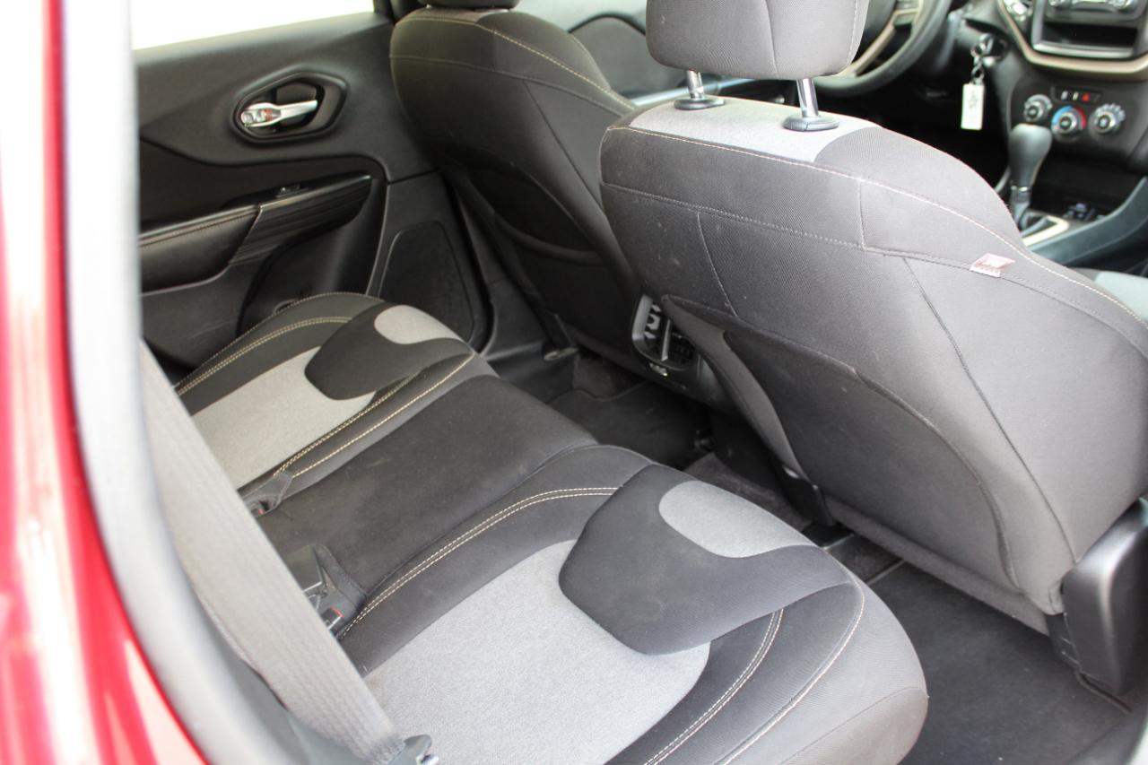 Jeep Cherokee Sport FWD 2016