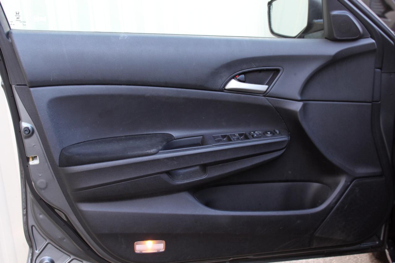 Honda Accord LX sedan AT 2008