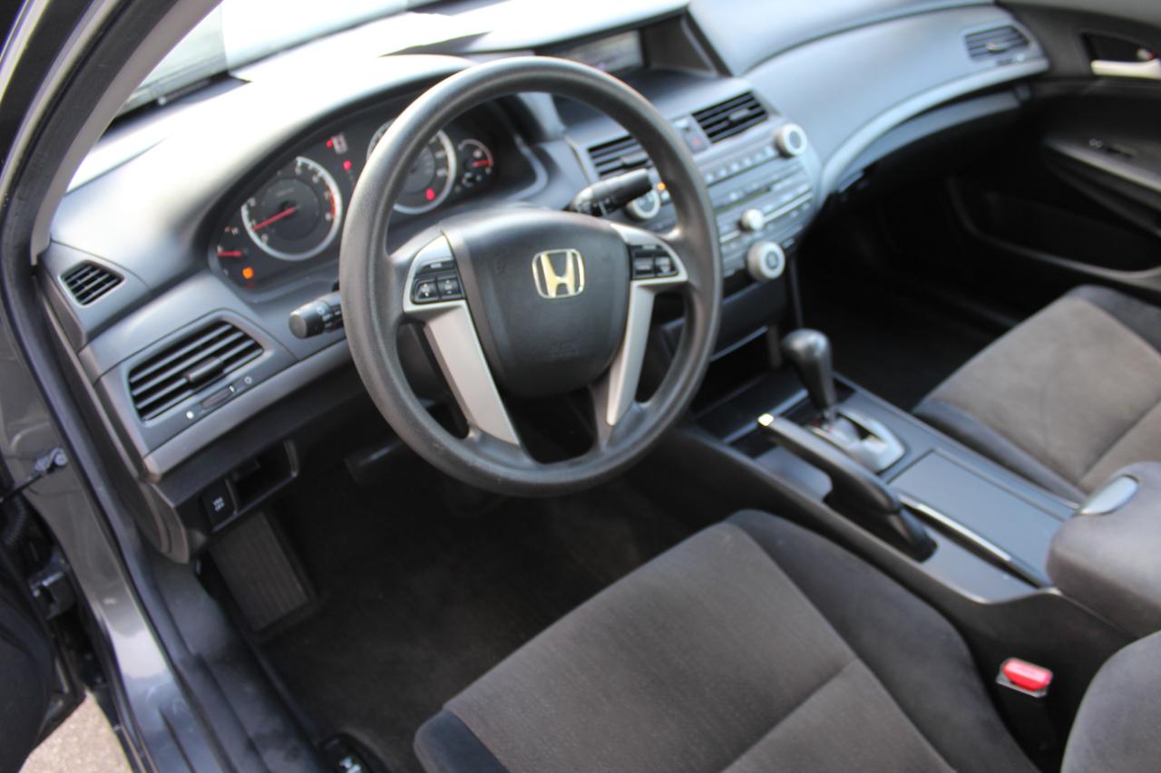 Honda Accord LX sedan AT 2008