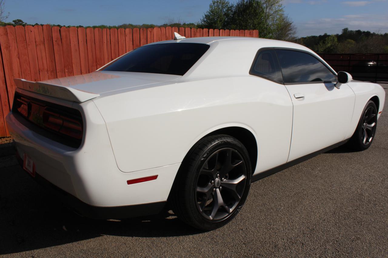 Dodge Challenger SXT 2018