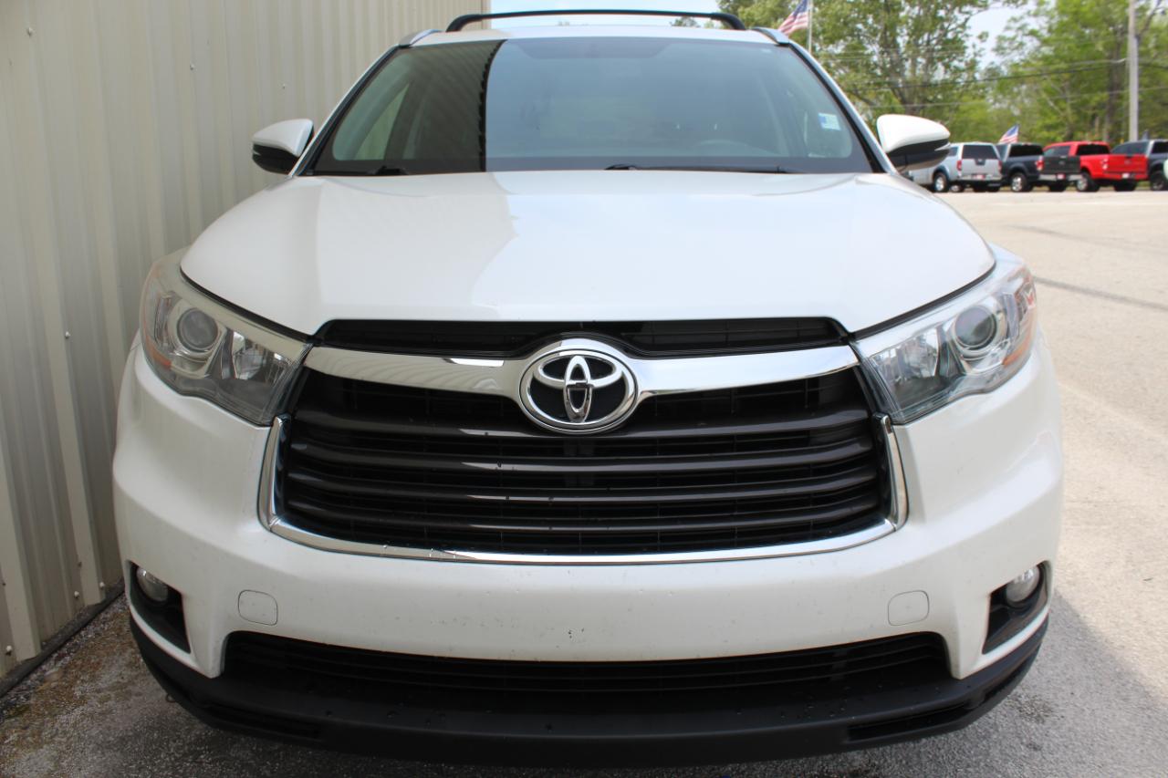 Toyota Highlander XLE FWD V6 2015