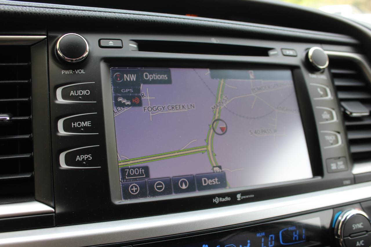 Toyota Highlander XLE FWD V6 2015