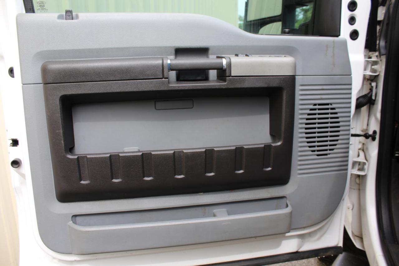 Ford F-250 SD XLT Crew Cab 4WD 2015