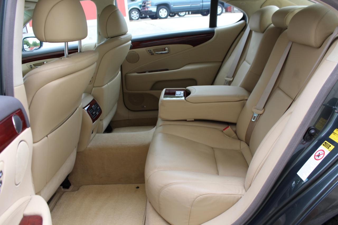 Lexus LS 460 L Luxury Sedan 2008