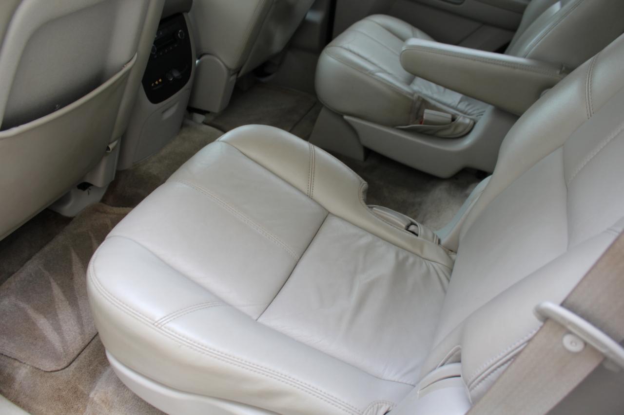 GMC Yukon SLT1 2WD 2011