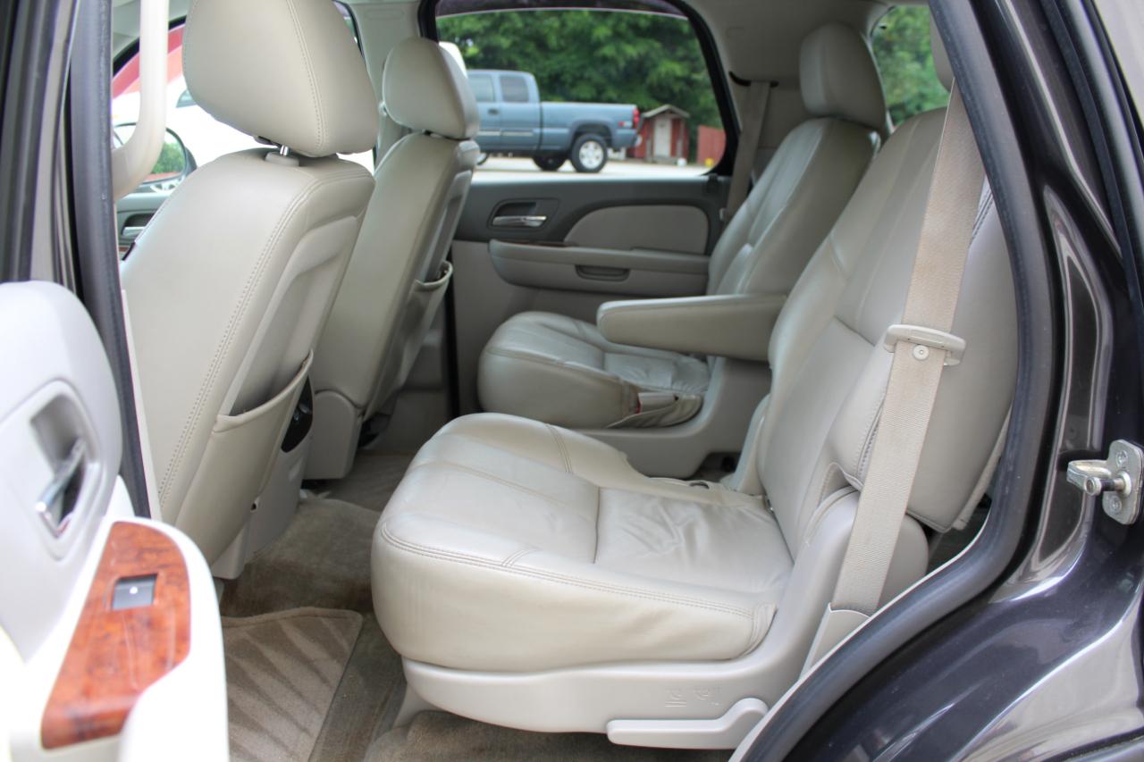 GMC Yukon SLT1 2WD 2011