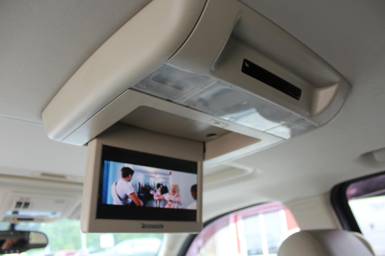 GMC Yukon SLT1 2WD 2011
