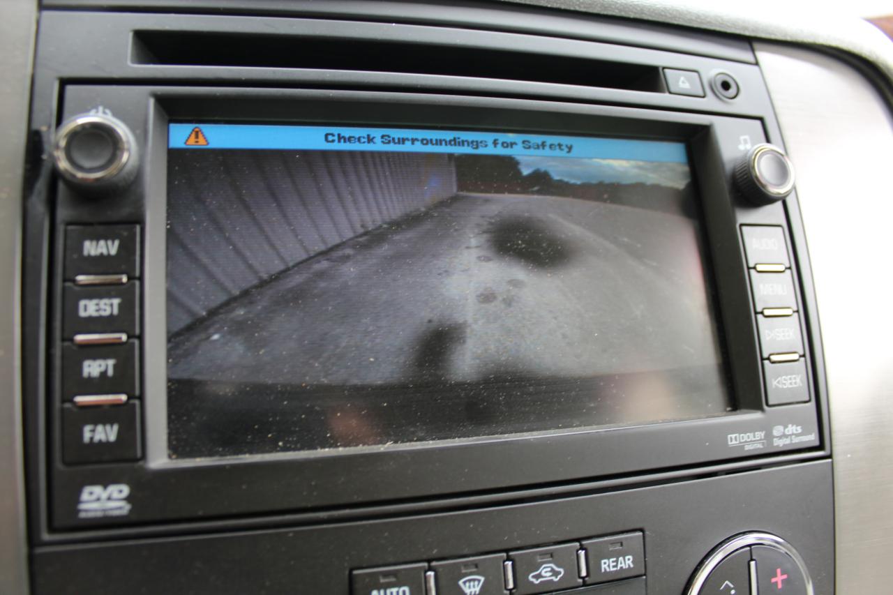 GMC Yukon SLT1 2WD 2011