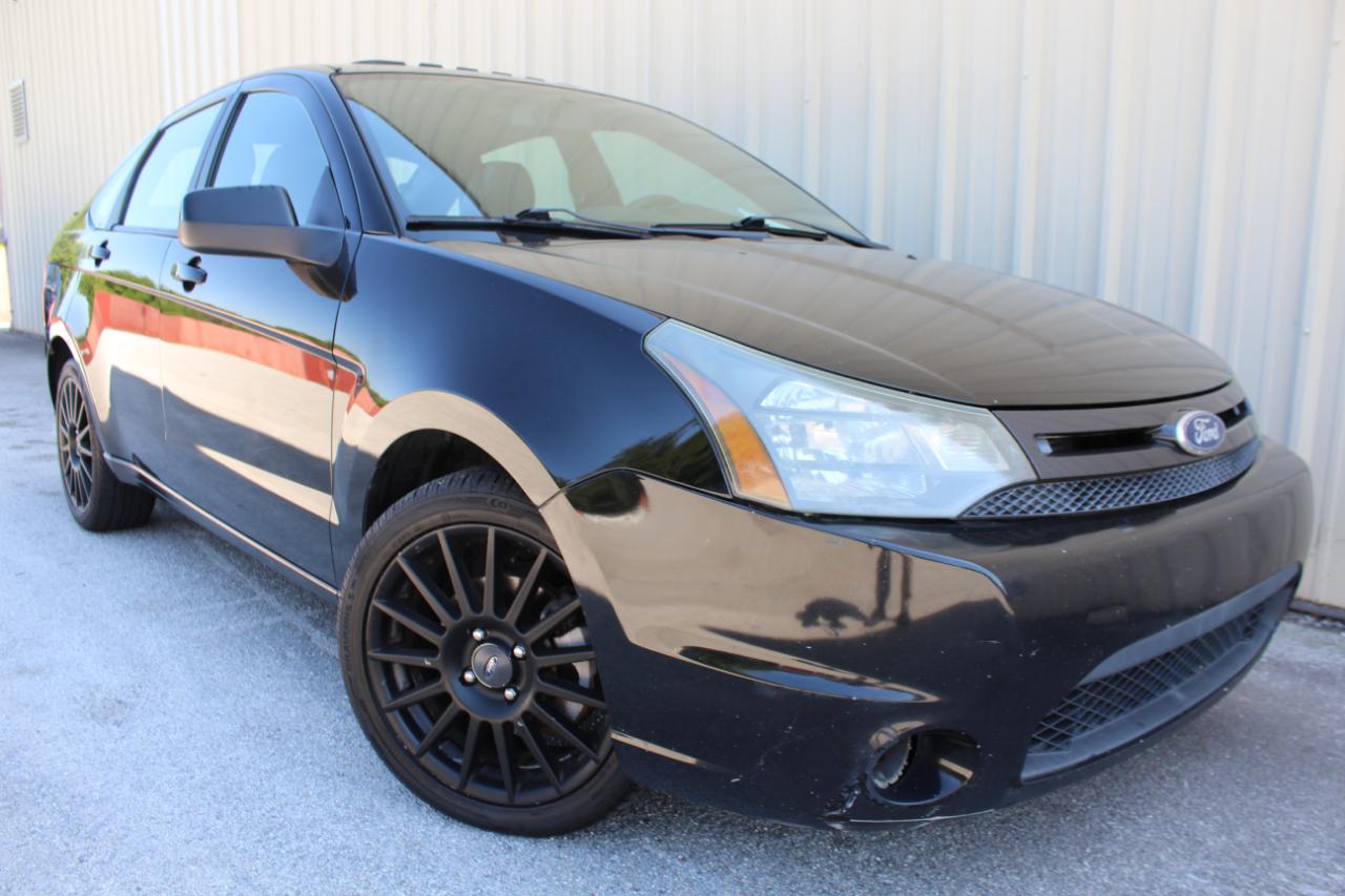 Ford Focus SES Sedan 2010