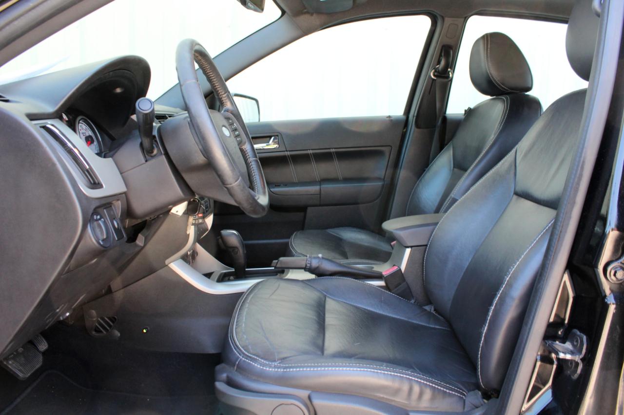 Ford Focus SES Sedan 2010