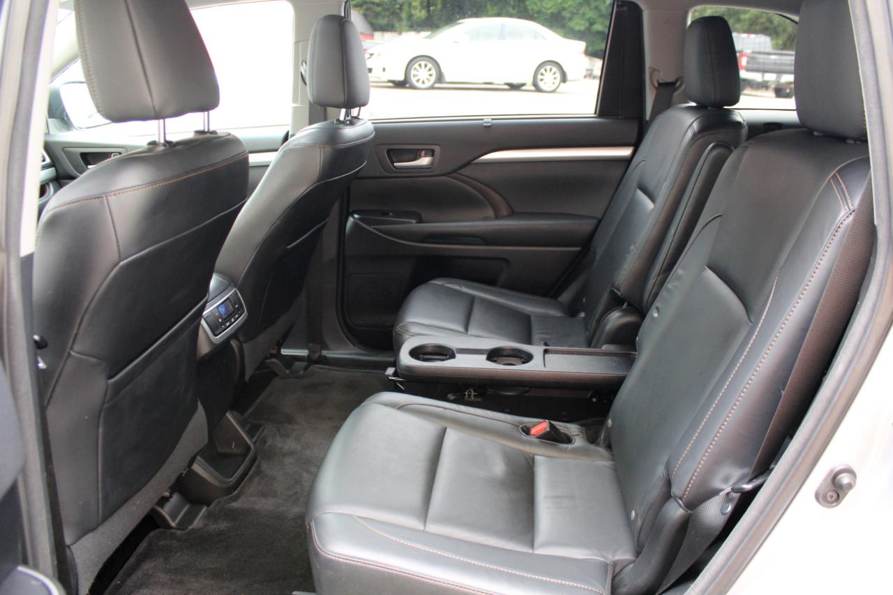 Toyota Highlander XLE FWD V6 2015
