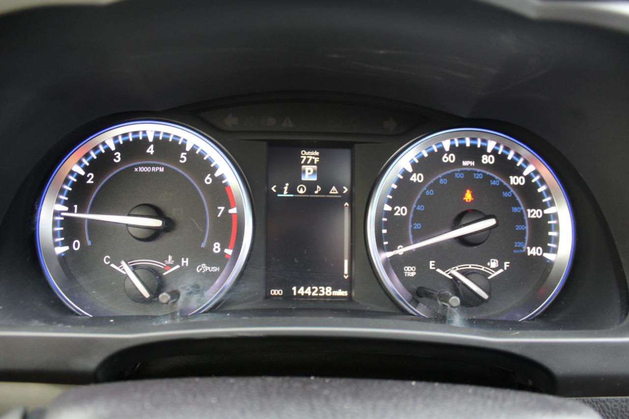 Toyota Highlander XLE FWD V6 2015