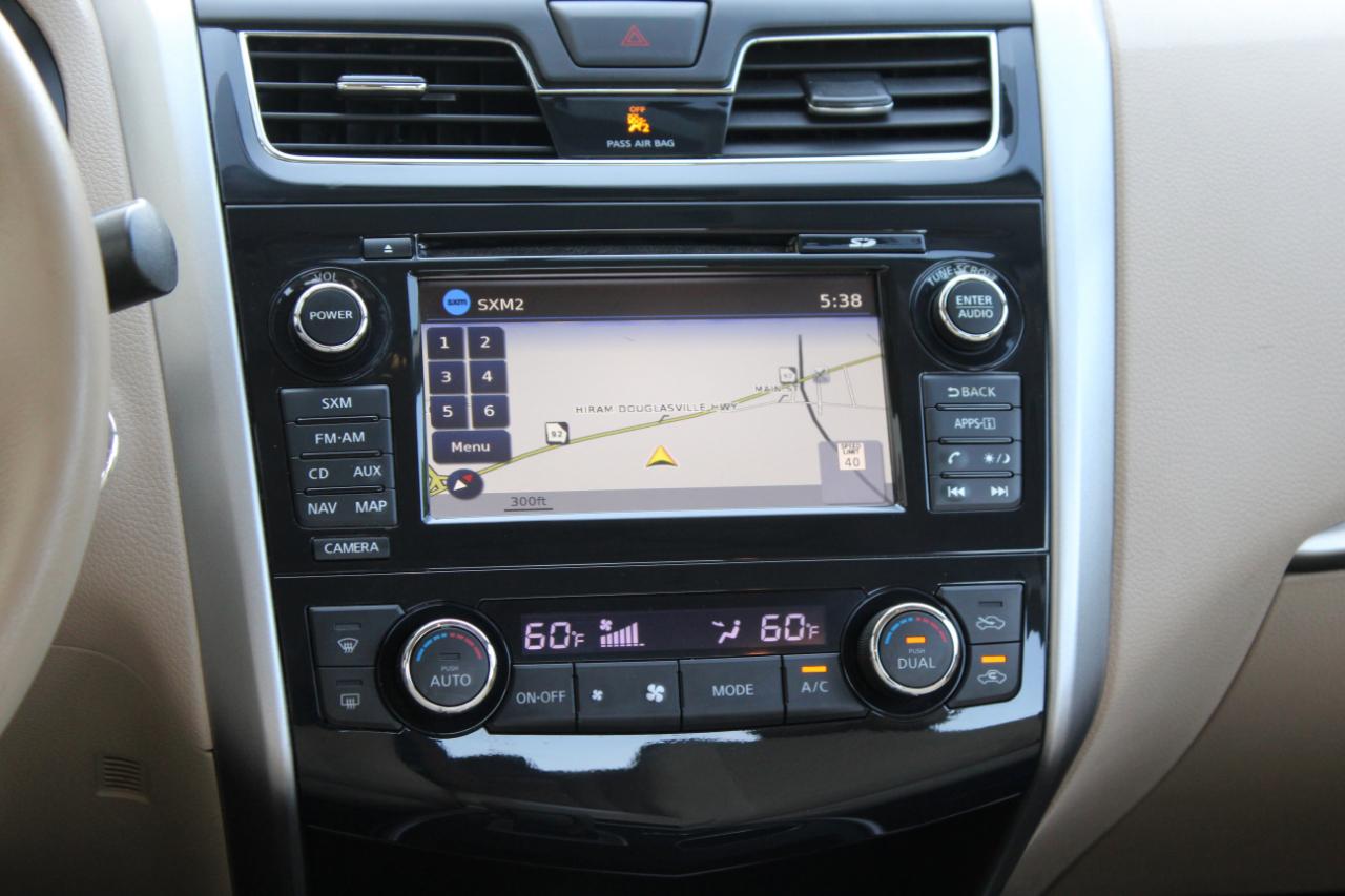 Nissan Altima 2.5 SV 2015