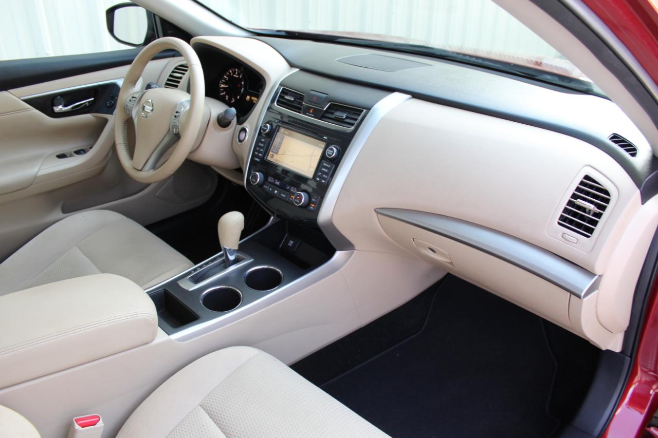 Nissan Altima 2.5 SV 2015