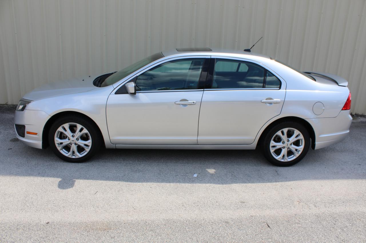 Ford Fusion SE 2012