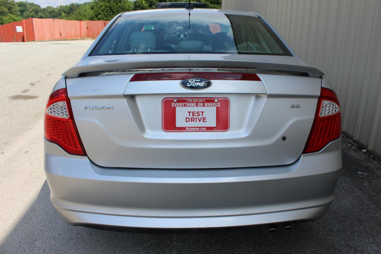 Ford Fusion SE 2012