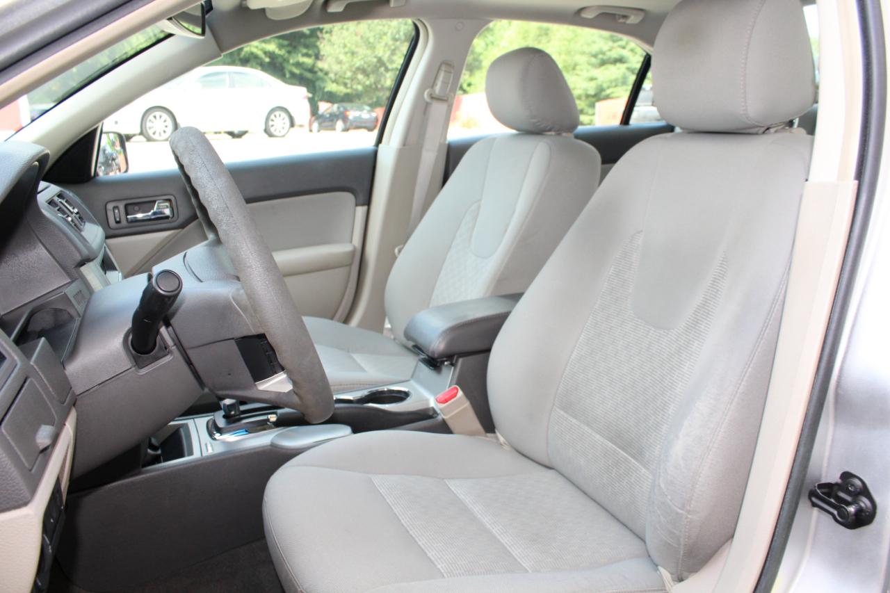 Ford Fusion SE 2012
