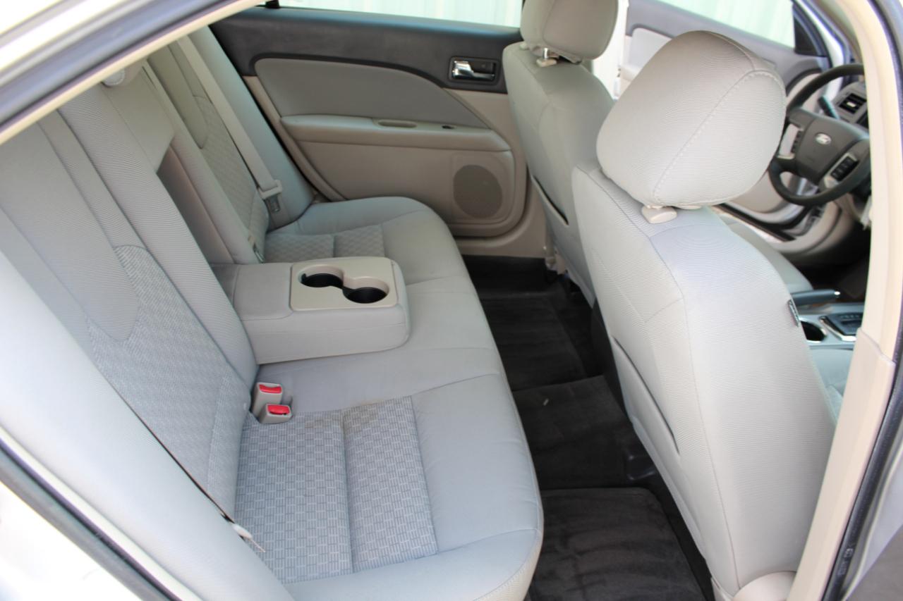 Ford Fusion SE 2012