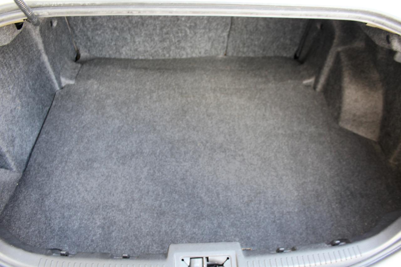 Ford Fusion SE 2012