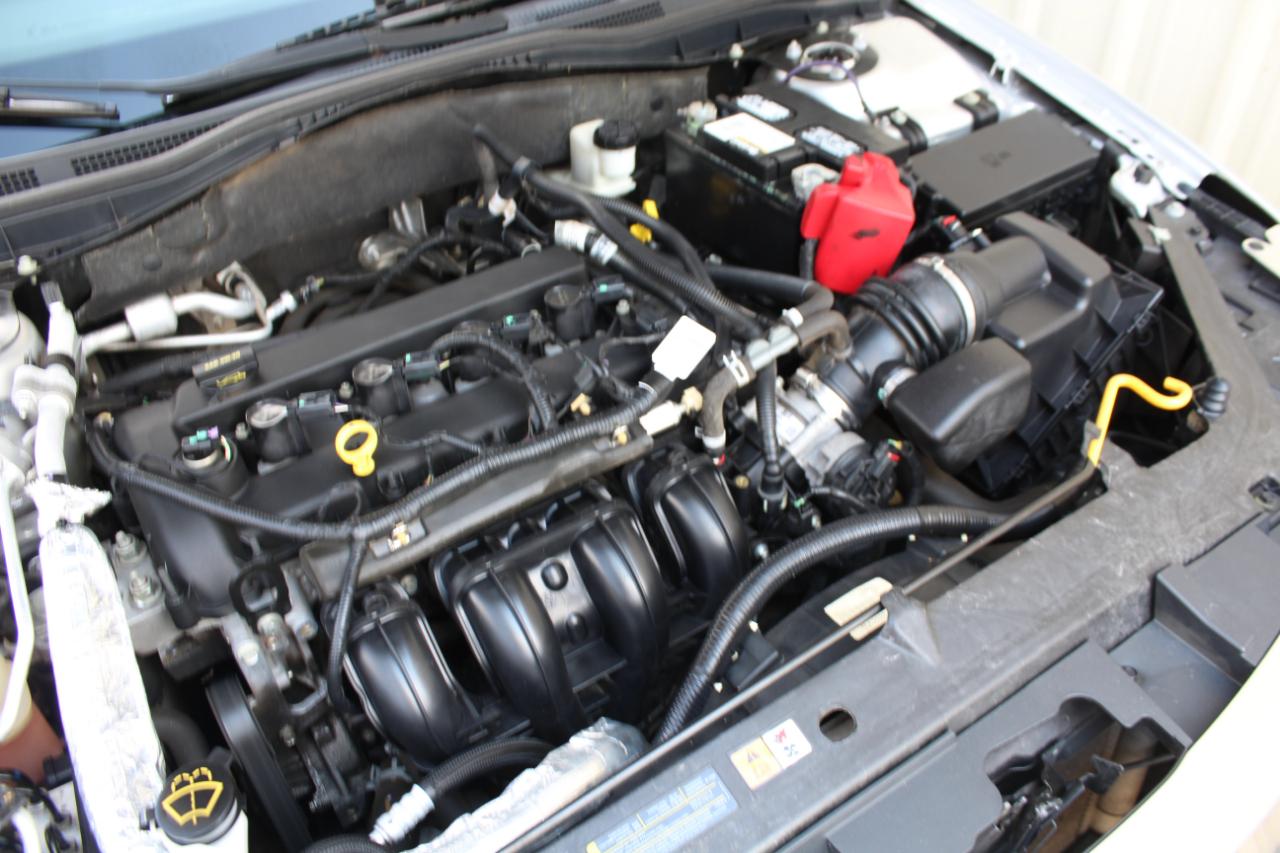 Ford Fusion SE 2012