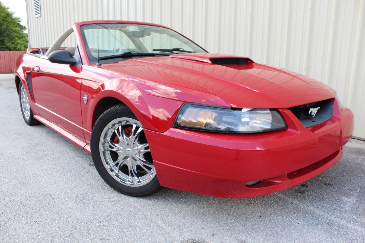 Ford Mustang GT convertible 1999