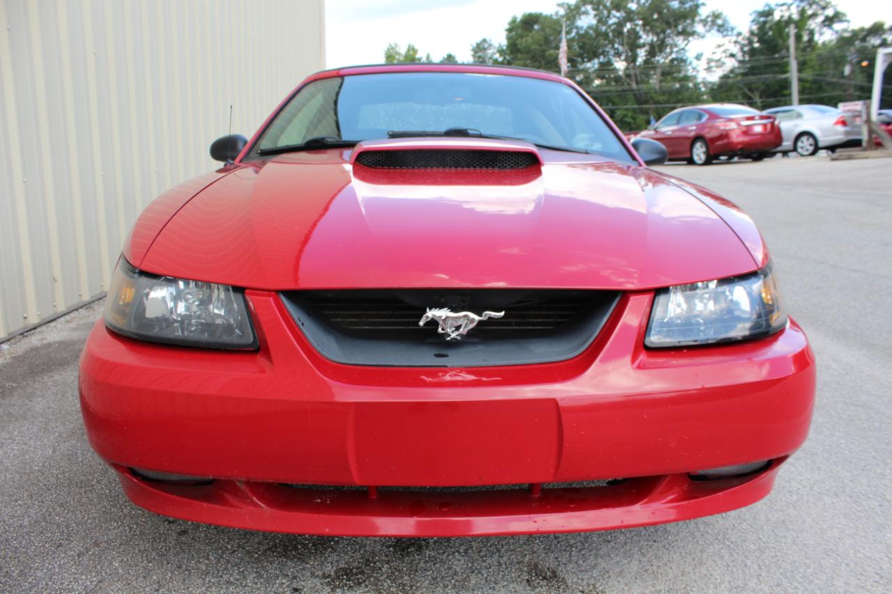 Ford Mustang GT convertible 1999