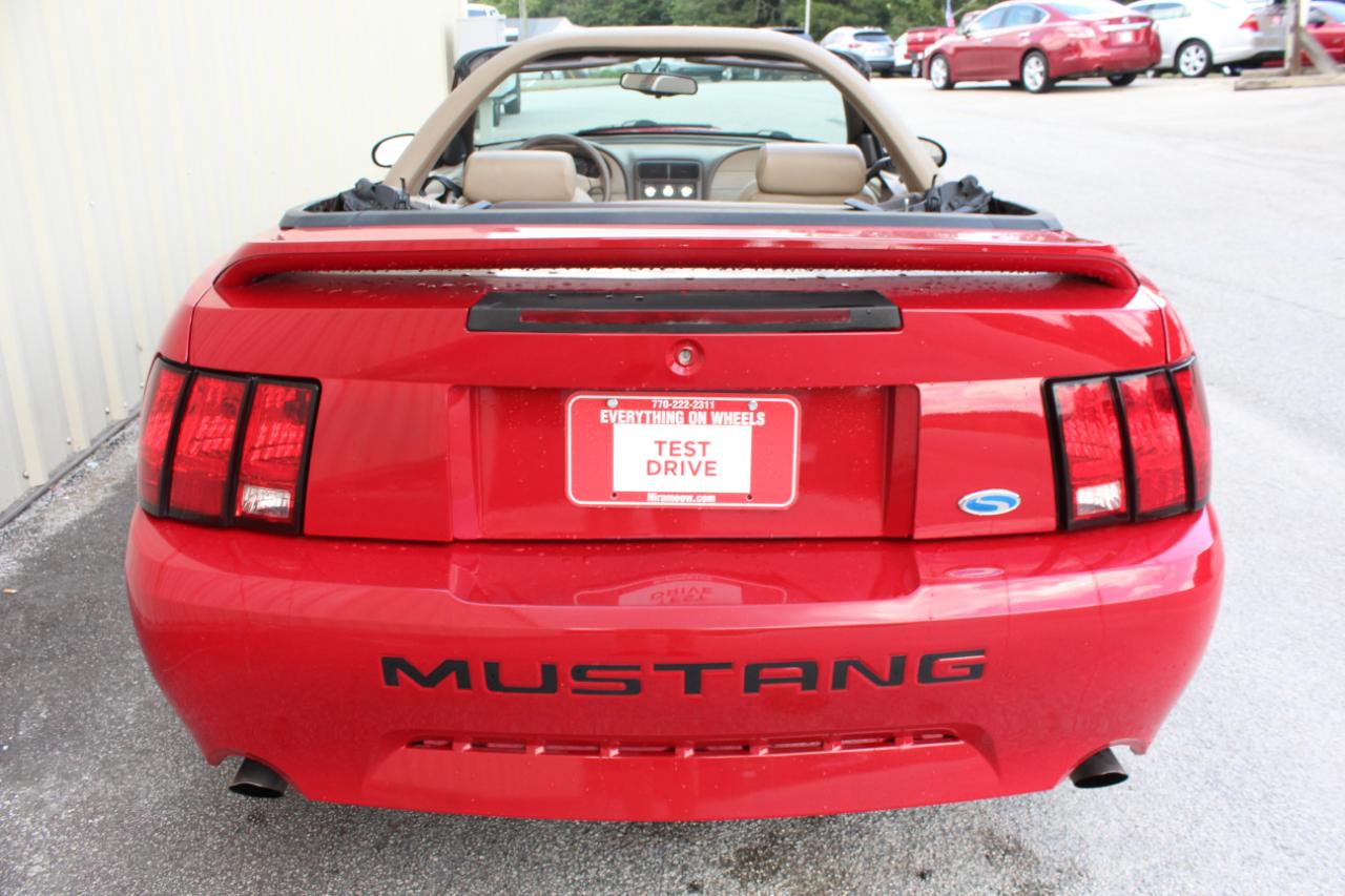 Ford Mustang GT convertible 1999