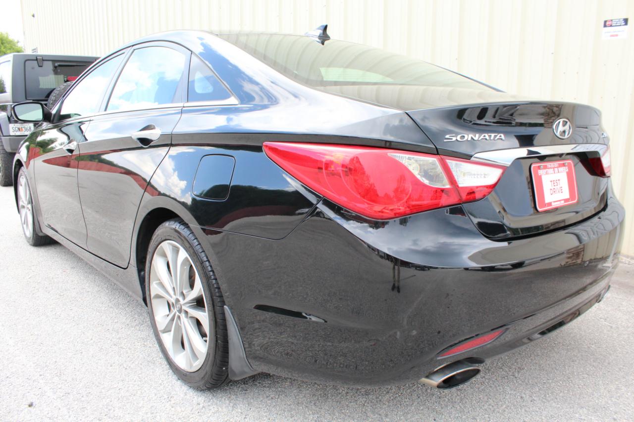 Hyundai Sonata Limited Auto 2013