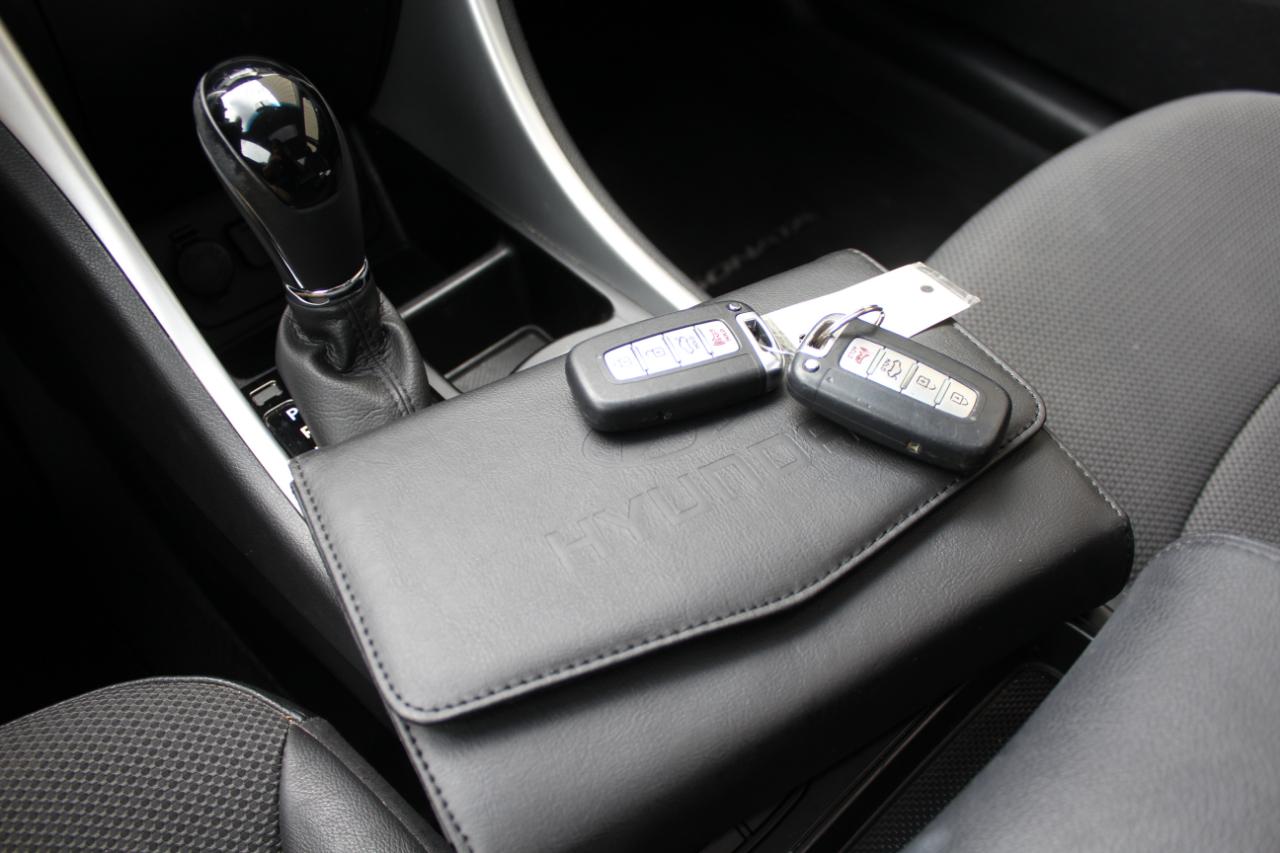 Hyundai Sonata Limited Auto 2013