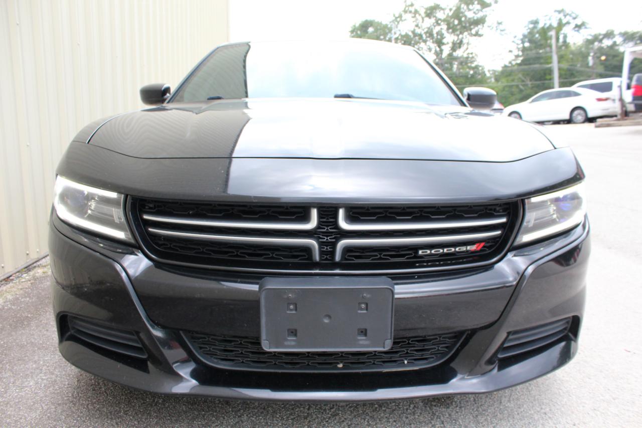 Dodge Charger SE 2017
