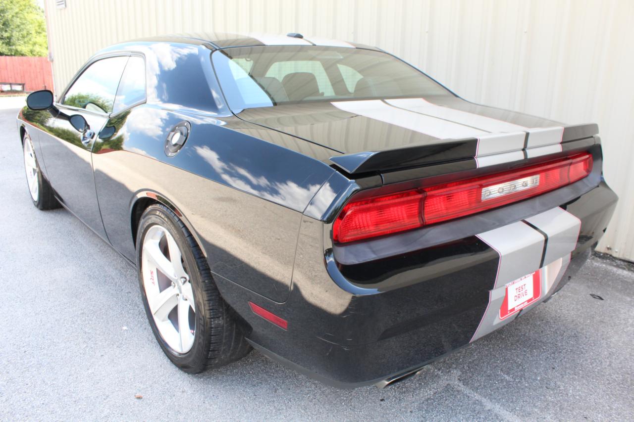 Dodge Challenger 2dr Cpe R/T Plus 2012