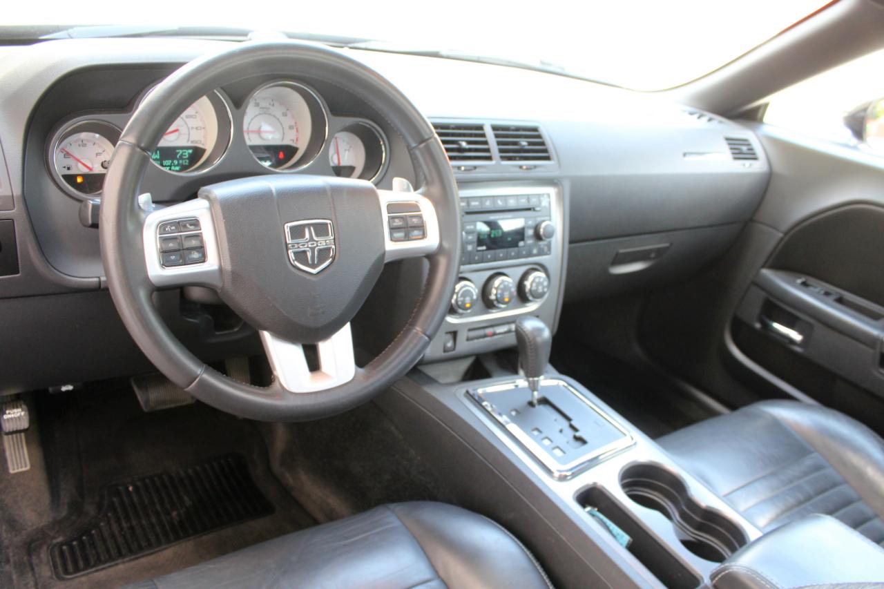 Dodge Challenger 2dr Cpe R/T Plus 2012