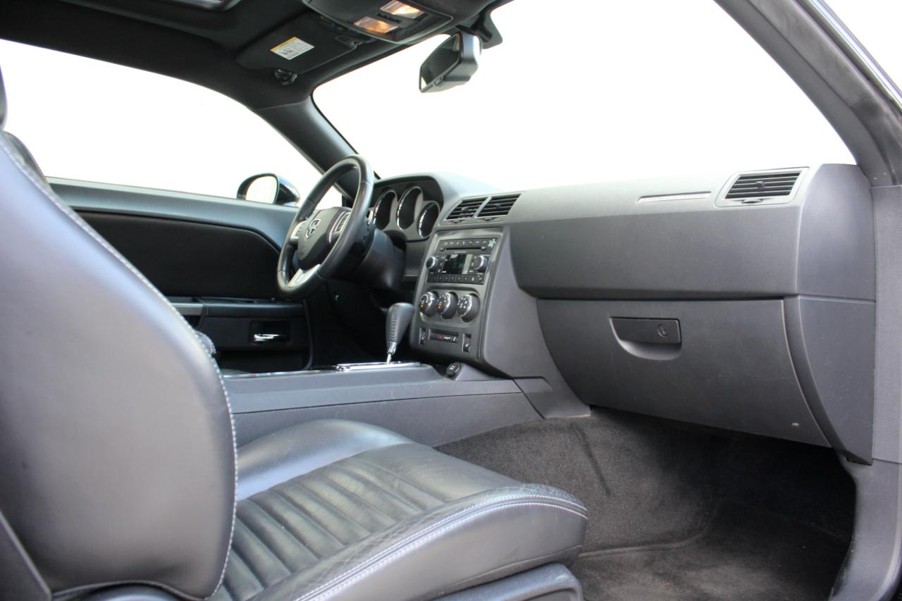 Dodge Challenger 2dr Cpe R/T Plus 2012