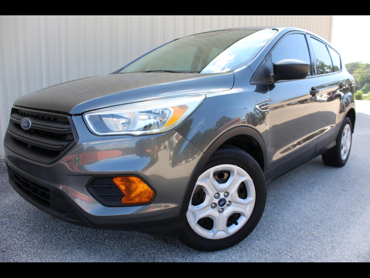 Ford Escape S 2017