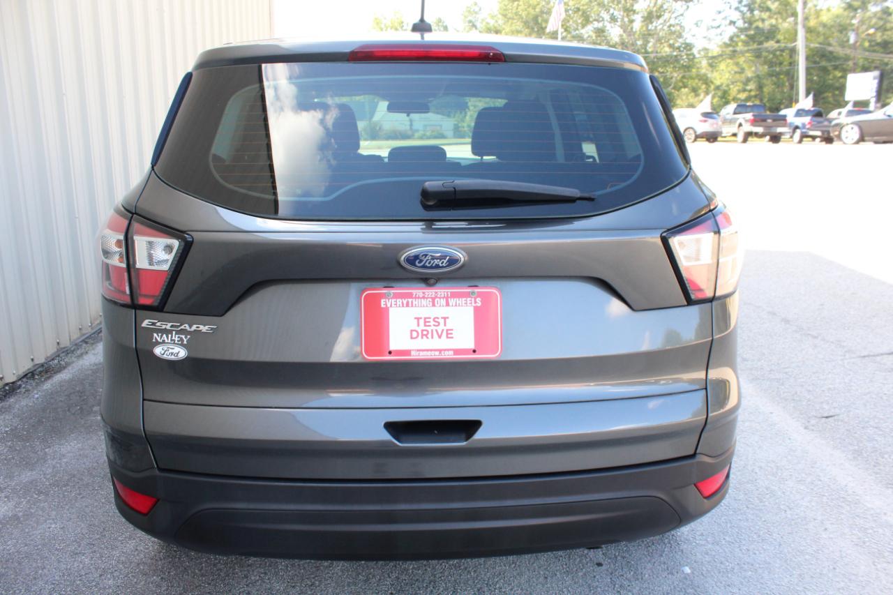 Ford Escape S 2017